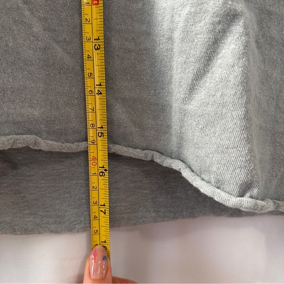 Van Halen Boxy Cropped Tee with Pin-Up Motorcycle Graphic S/M - Picture 10 of 10